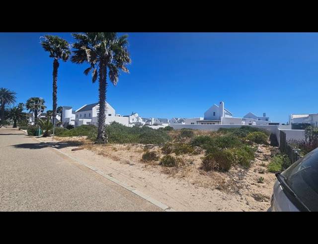 LAND FOR SALE IN LAMPIESBAAI